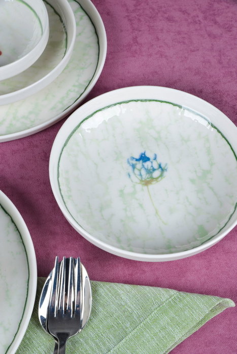 Hermia Juego de cena de porcelana Ebrusu de 18 piezas Multicolor Hermia Juego de cena de porcelana Ebrusu de 18 piezas Multicolor
